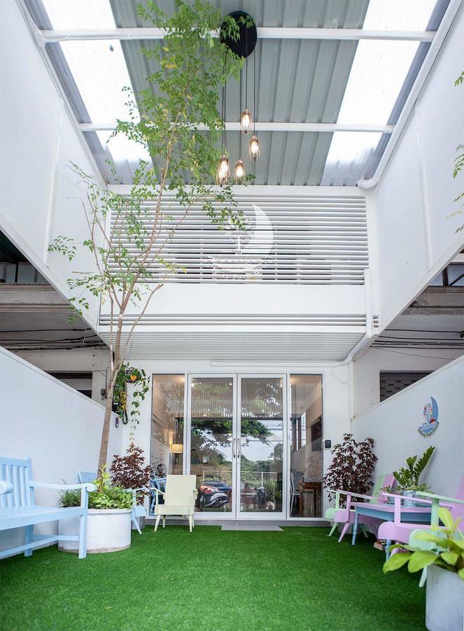 Railway Park Hostel Chiang Mai Esterno foto